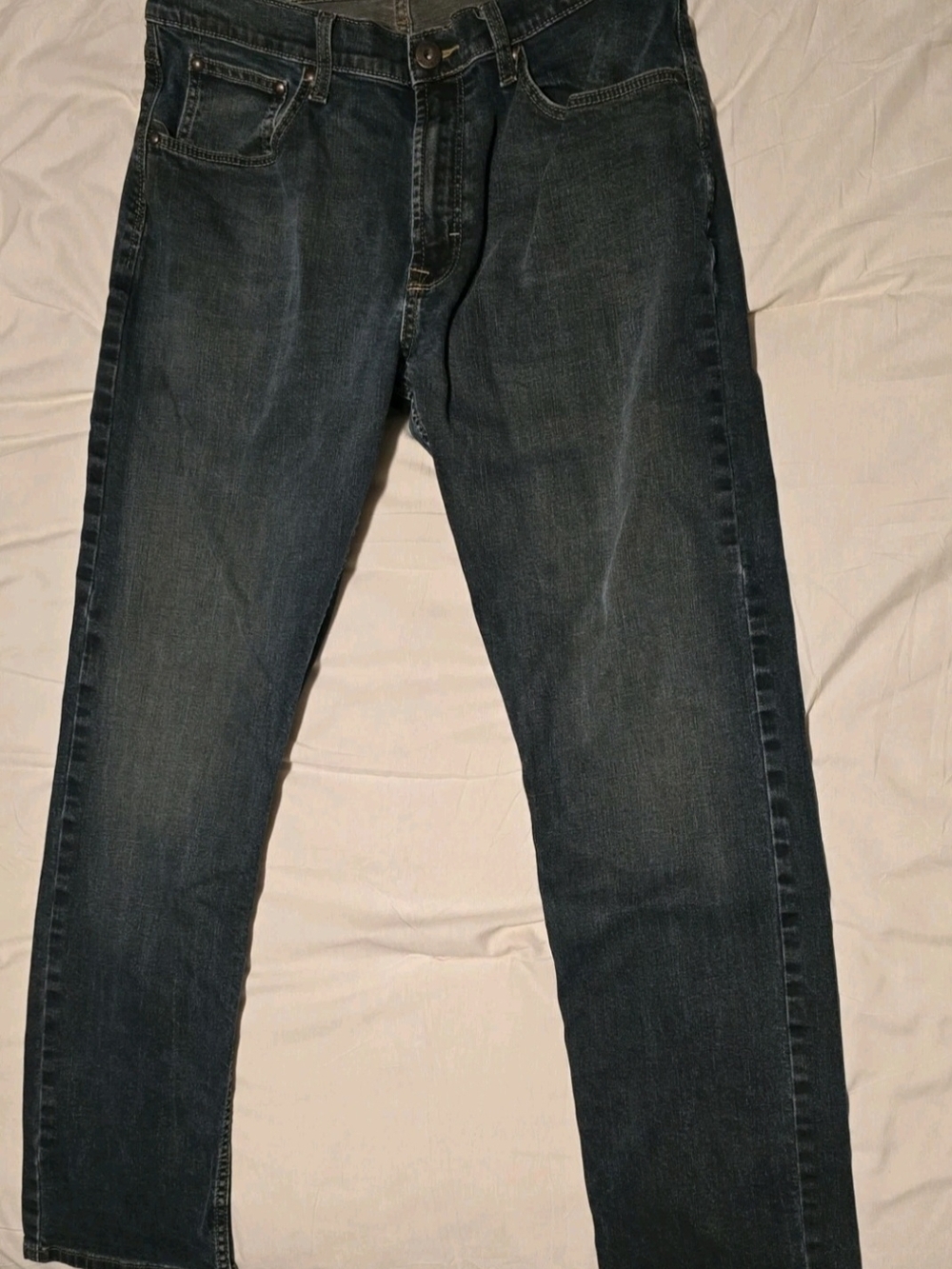 Wrangler Athletic Fit Stretch Straight Jeans Blue Med Wash - M-33×30 - Excellent